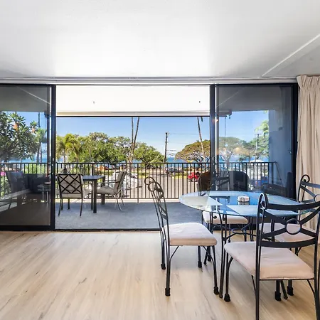 Beautiful Oceanview, Great Location Across The Beach
